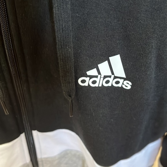 Adidas hoodie - Picture 4 of 4